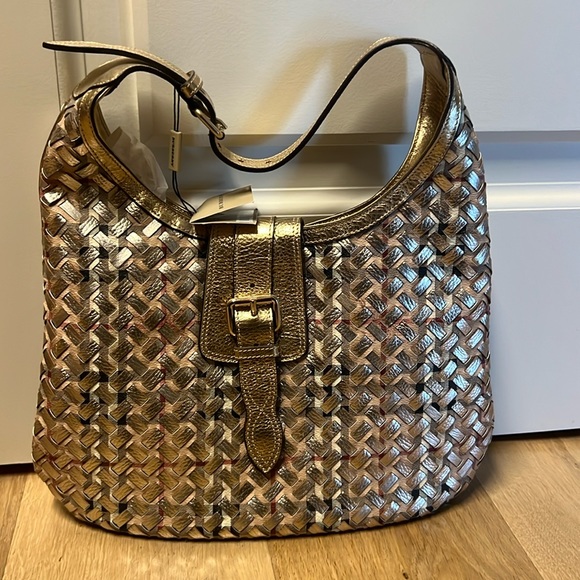 New with tags Burberry shoulder bag - Picture 1 of 4